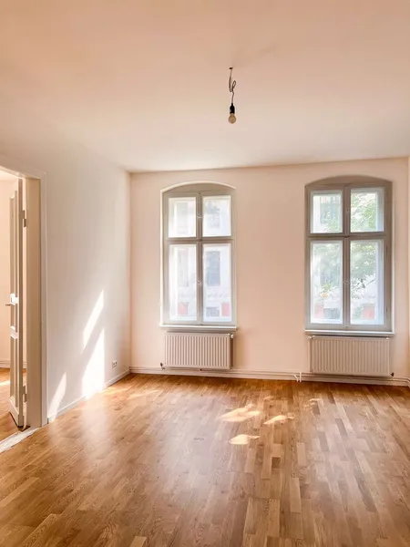 Modernisierte 4 Zimmer Altbauwohnung mit EBK am Schloss Charlottenburg — photo 1